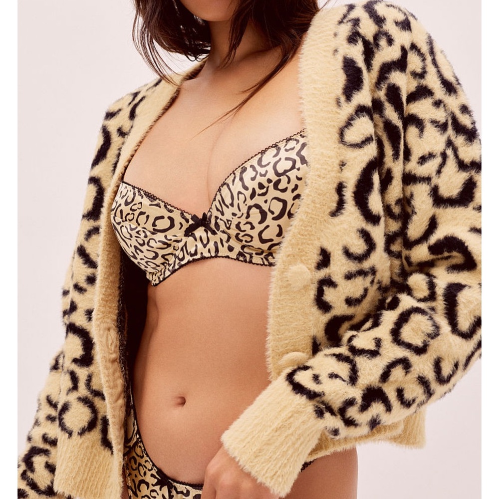 For love & lemons x VS Frankie Sweater